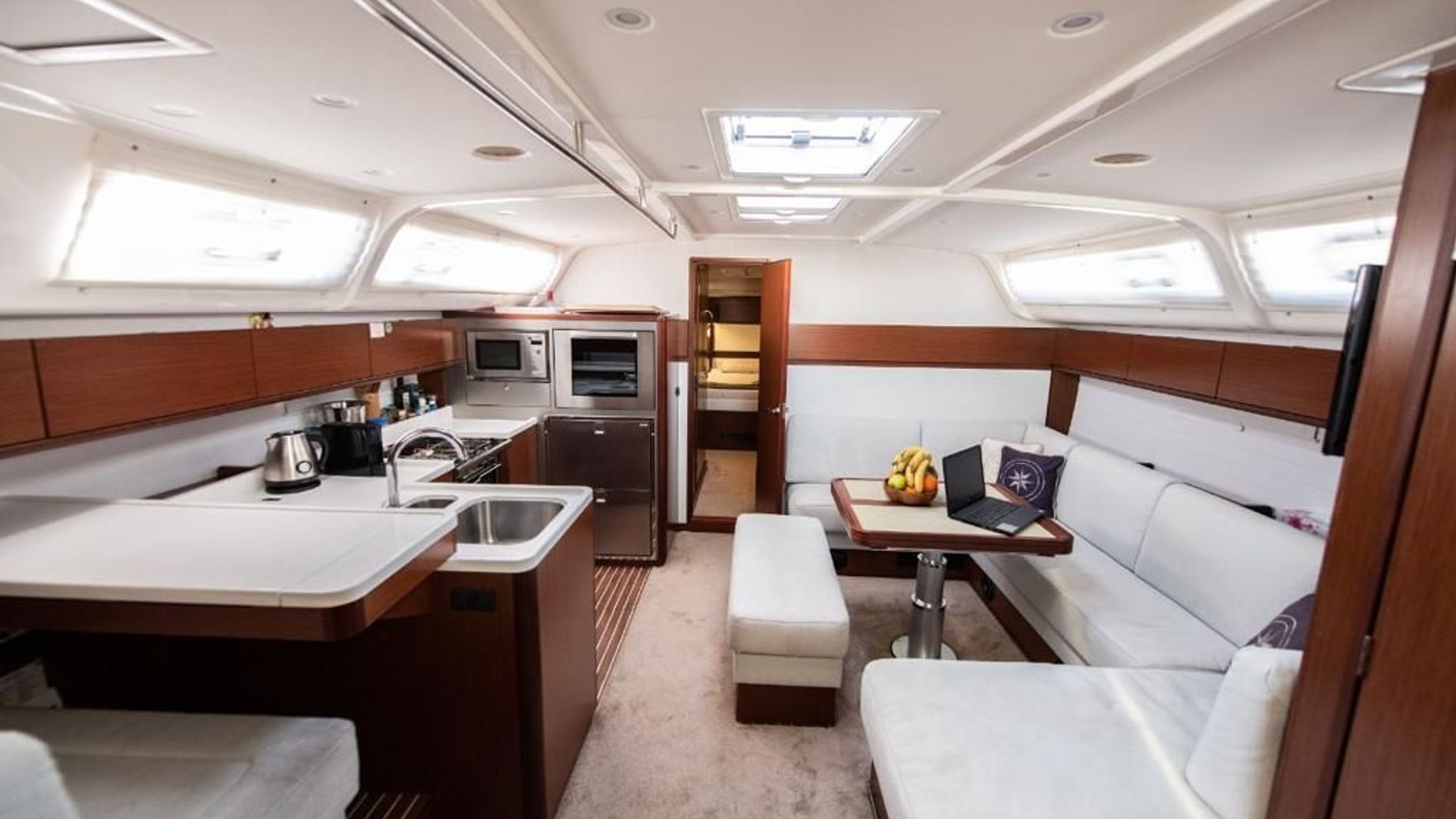 Rent a yacht in Limassol