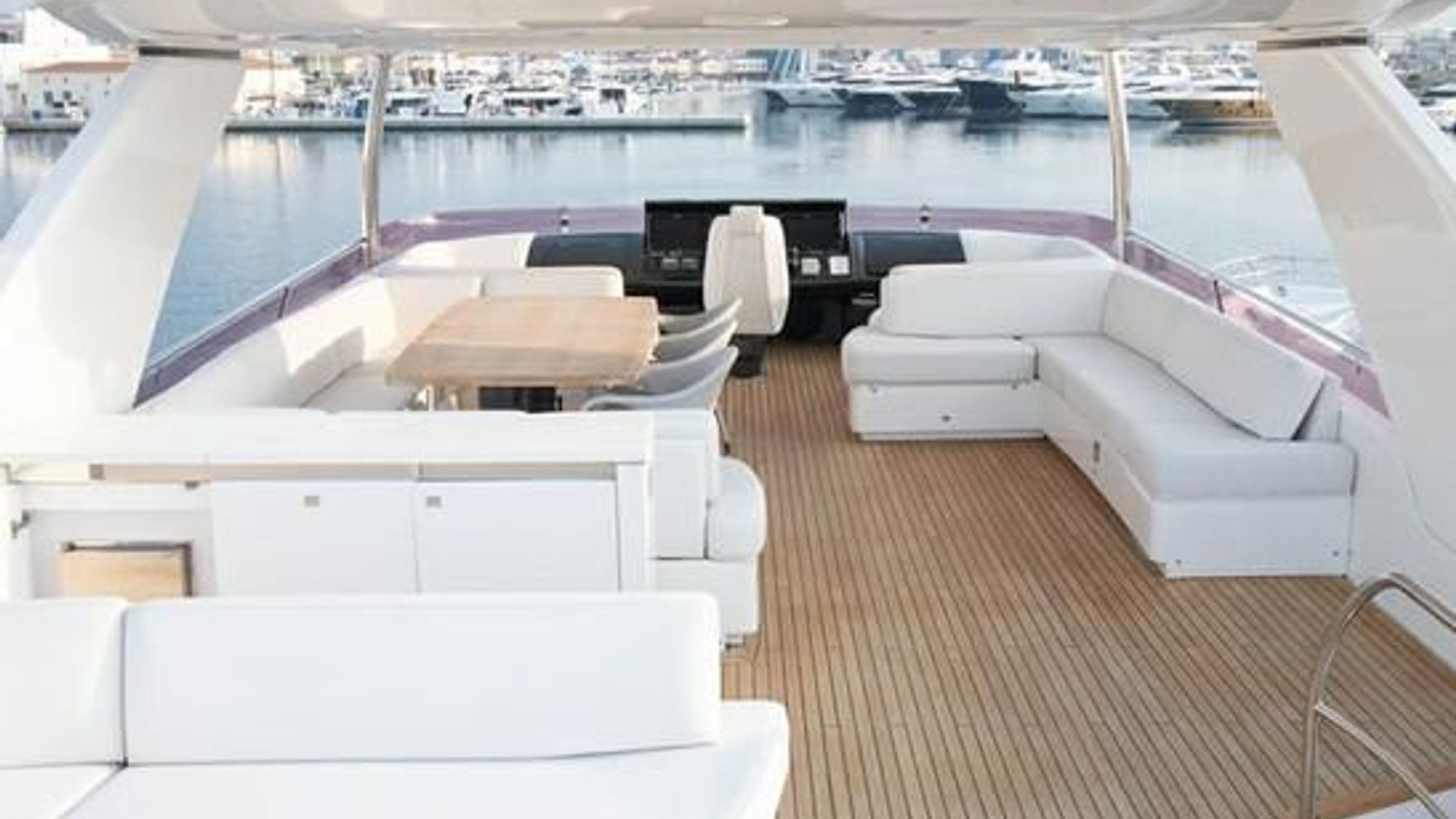 PRINCESS 26M