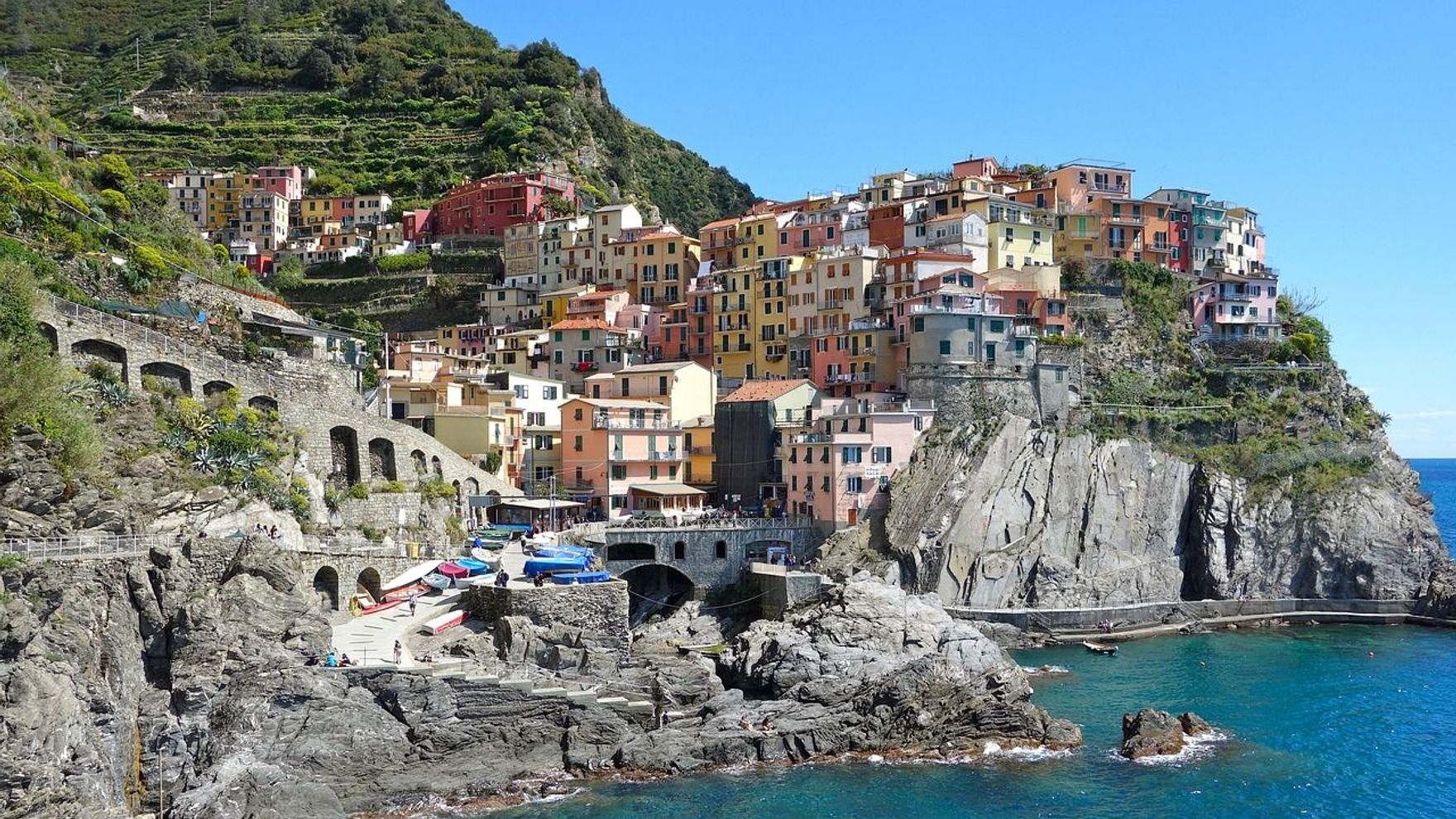 Travelling on the Gulf of Naples 