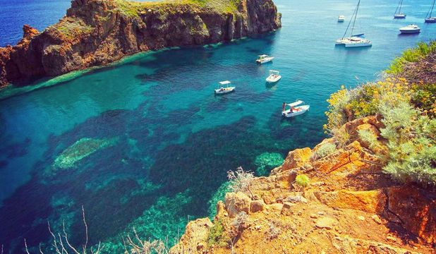 Cruise uncharted Sicily