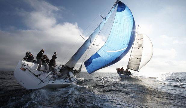SURROUND YACHTING