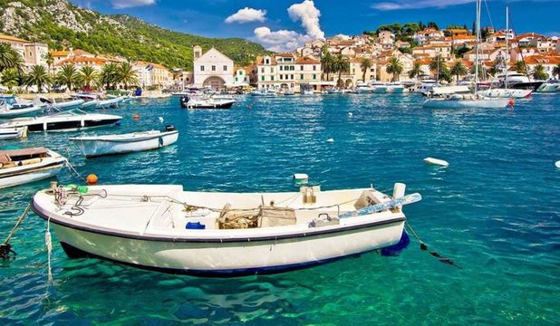 CRUISE. CROATIA.