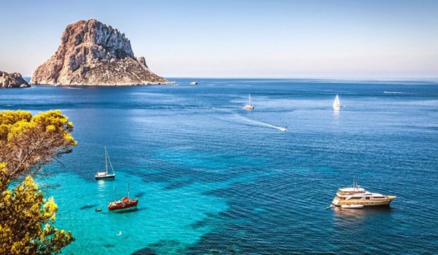 Autumn yacht trip Ibiza - Tenerife.
