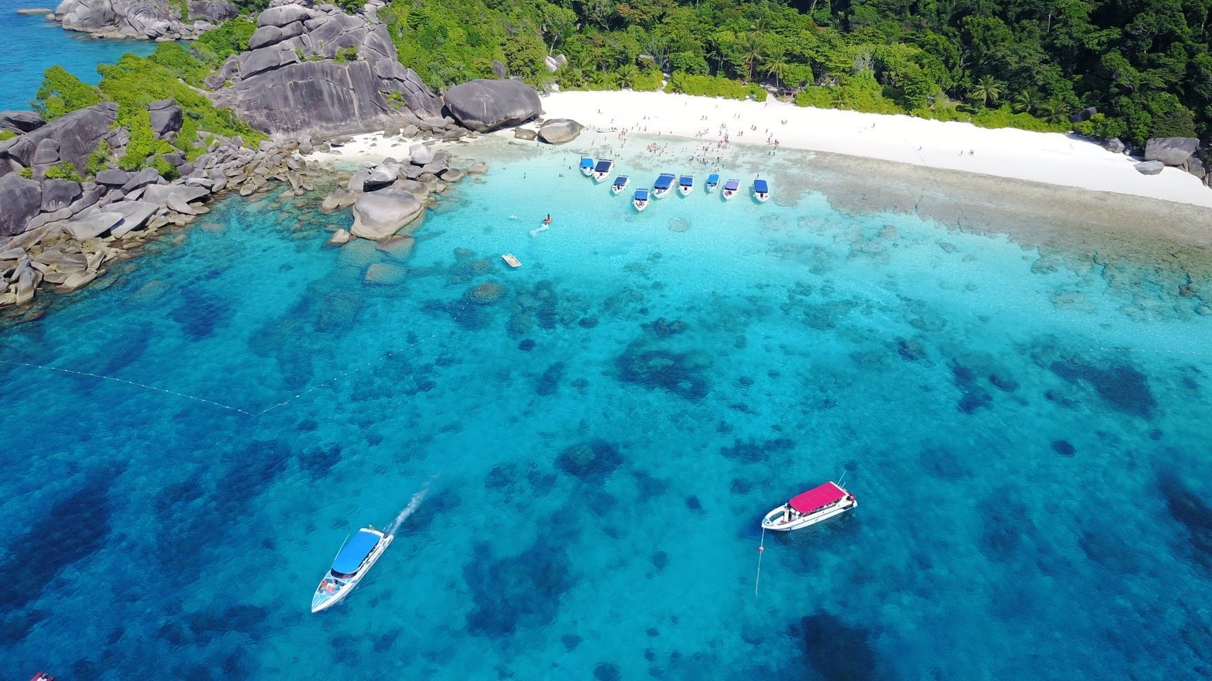 Two-week island cruise in Thailand