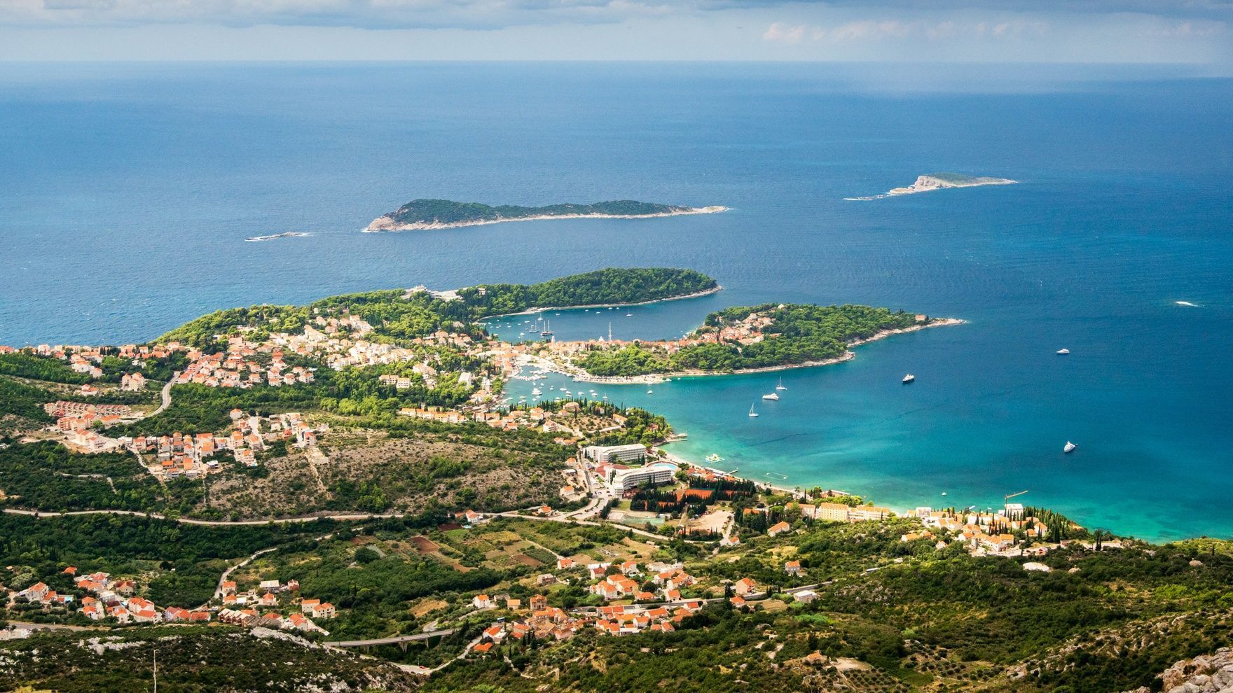 Sailing from the Adriatic to the Ionian Sea