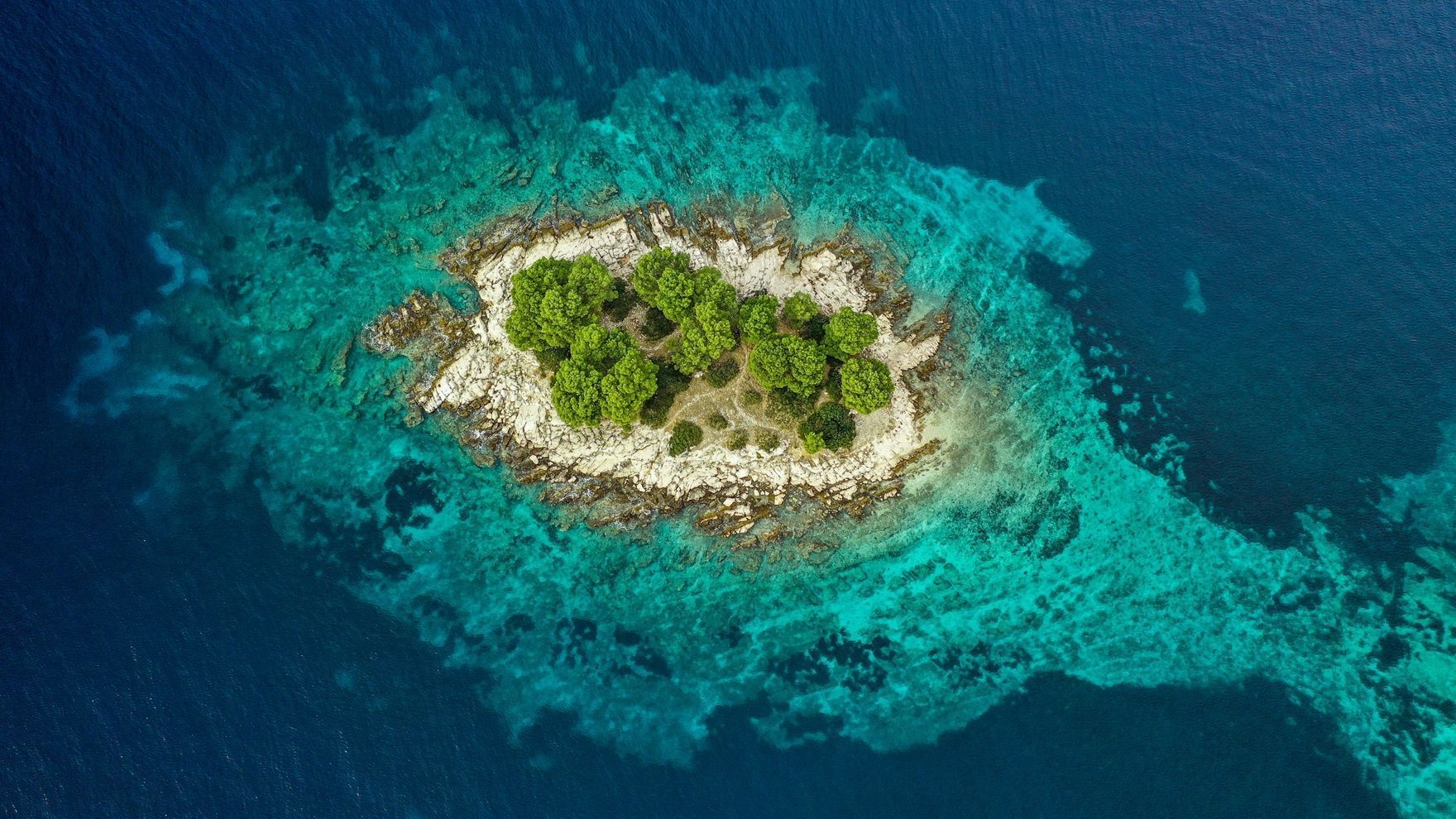 Sailing from the Adriatic to the Ionian Sea