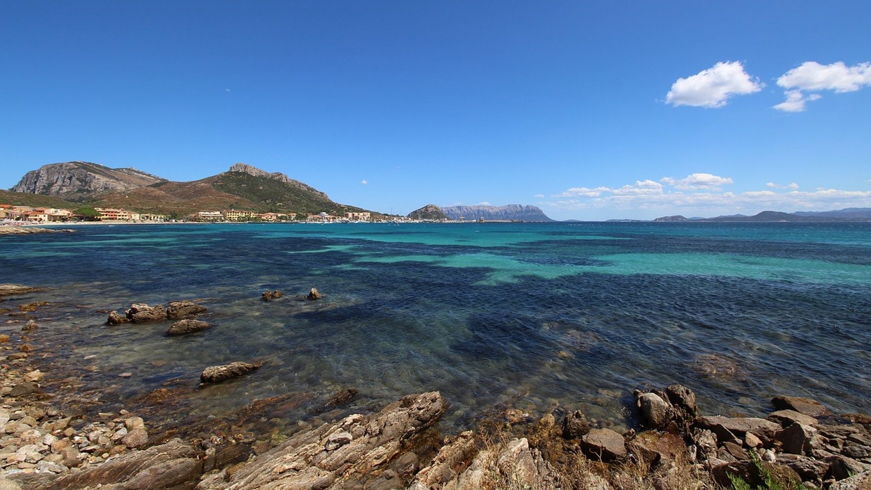 Sailing summer photo tour