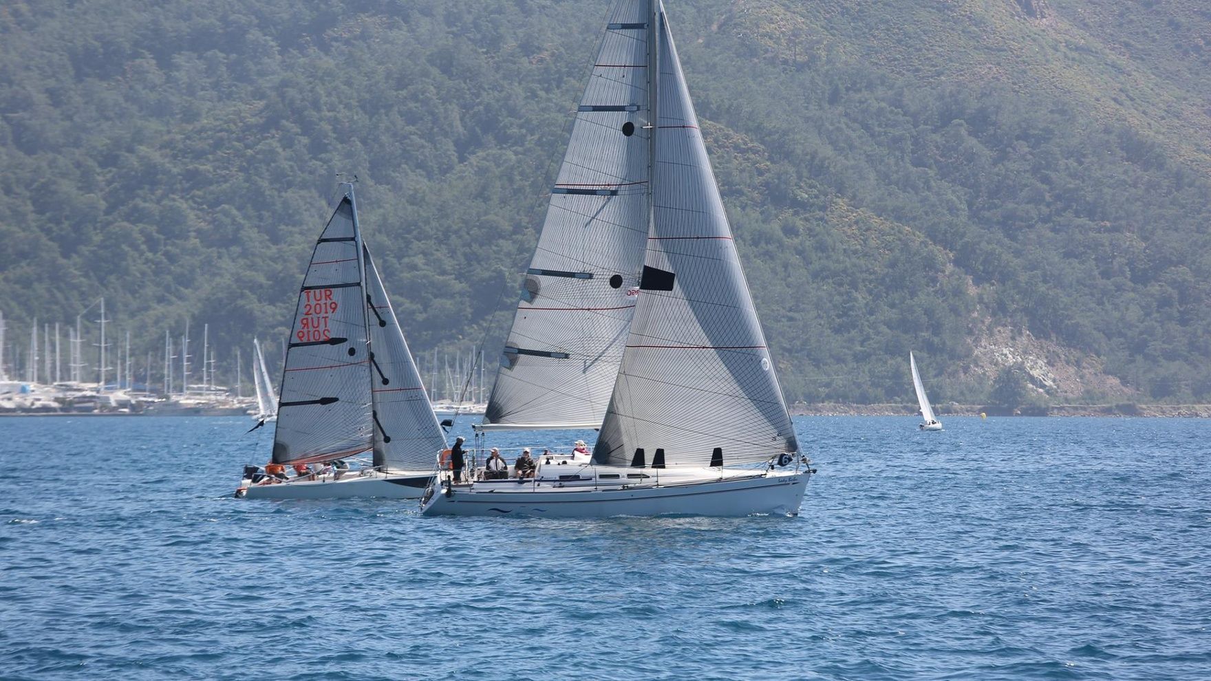 Racing practice and diving in Turkey