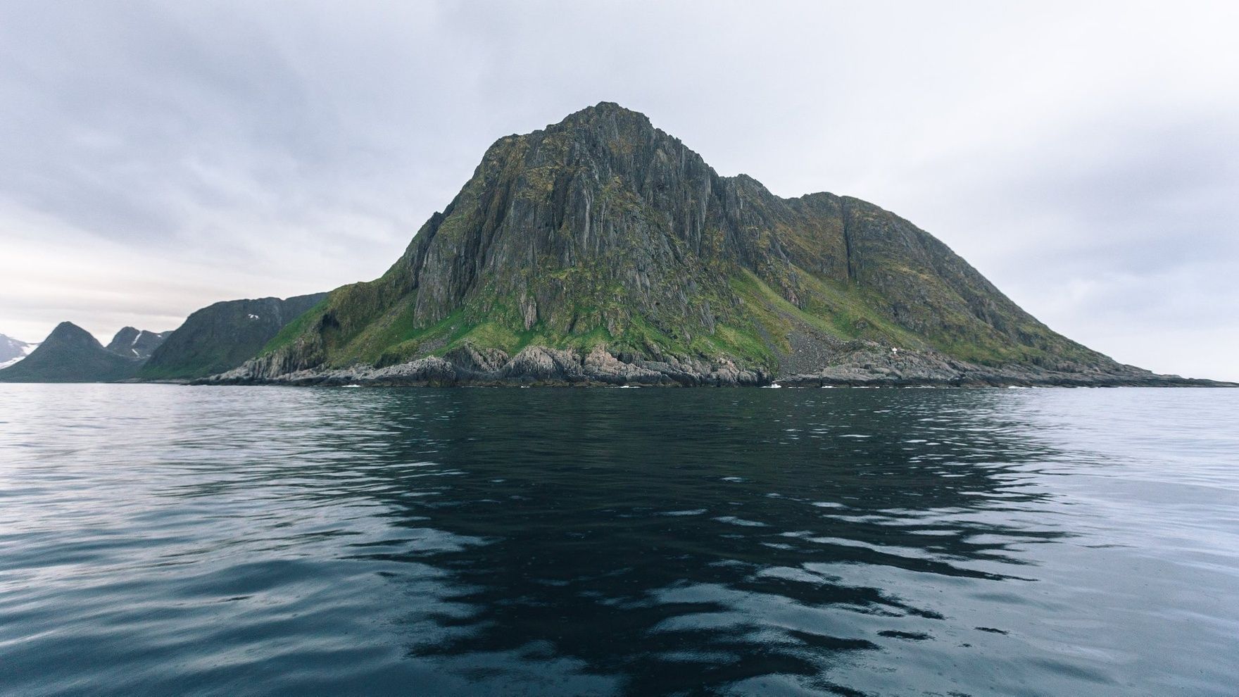 Sailing expedition to the Lofoten Islands