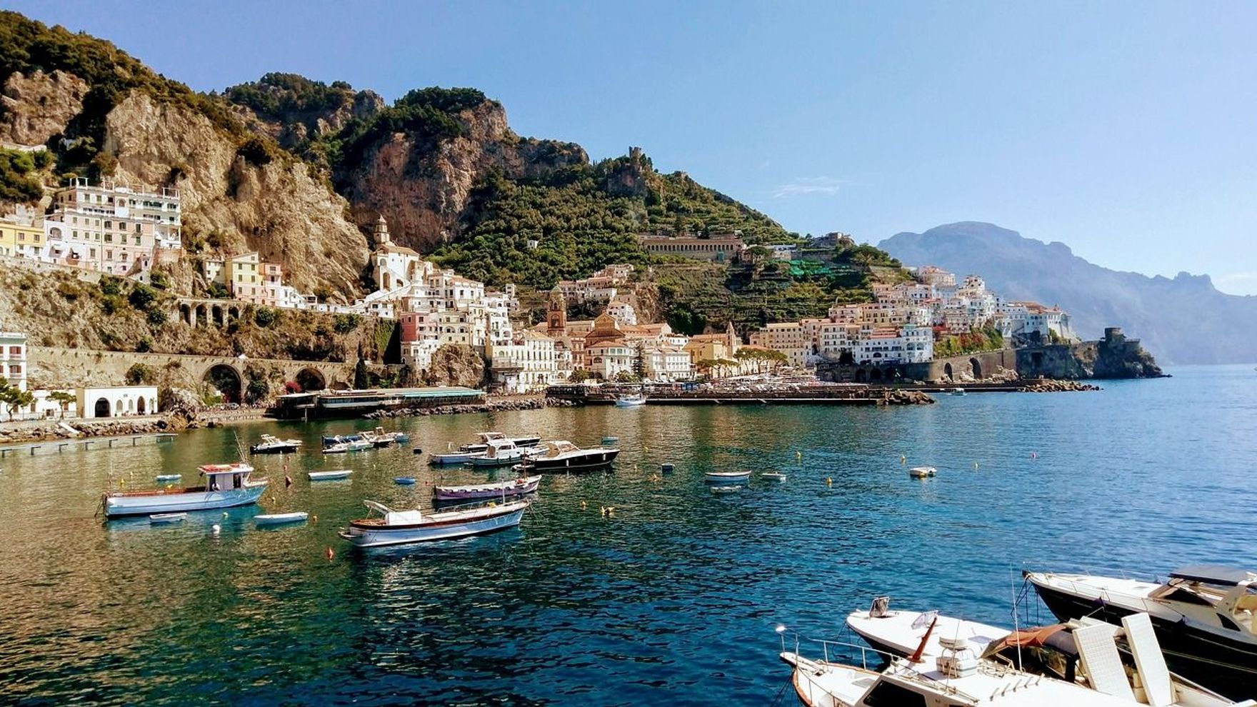 Travelling on the Gulf of Naples 